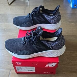 New Balance Roav Black and Gray Athletic Shoes. Previously worn.